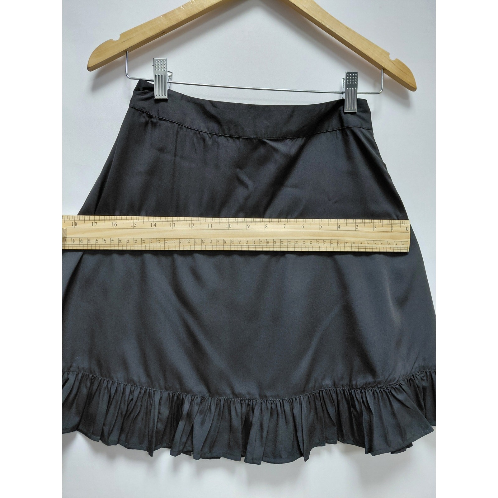NA-KD Ruffle Hem Skirt Black Solid Lightweight Size 36
