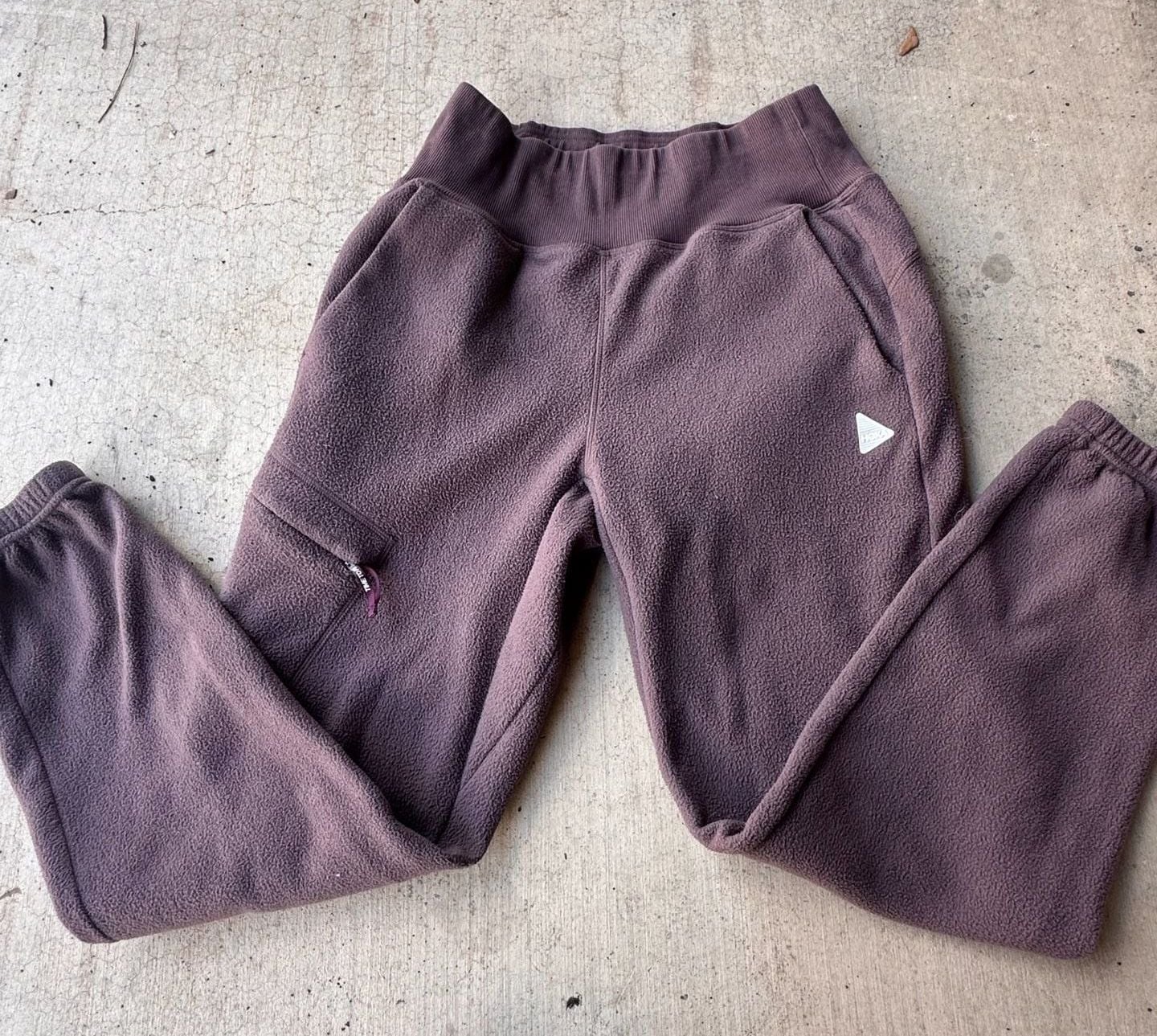 Women’s Workout Hoka One Fleece Cuffed Jogger Sweatpants Size Small