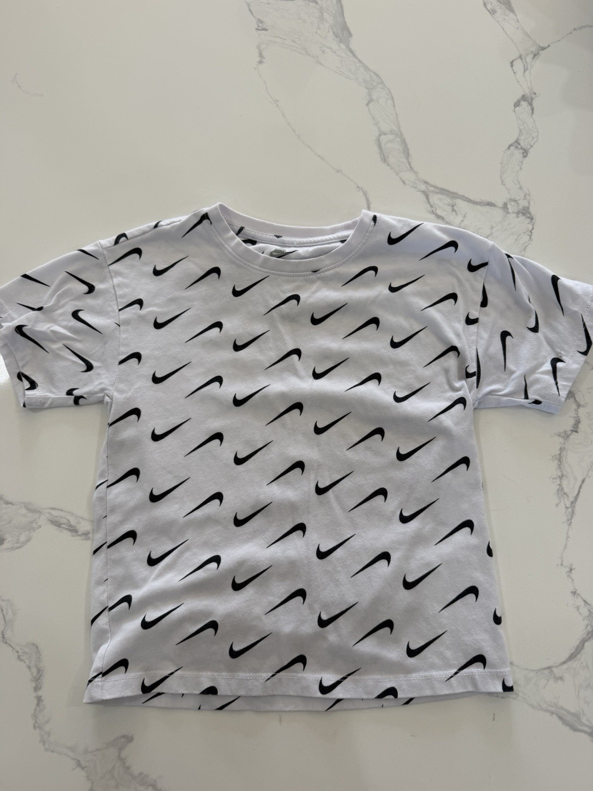 Nike Boys All Over Print Swoosh Repeat White T-Shirt Size 6-