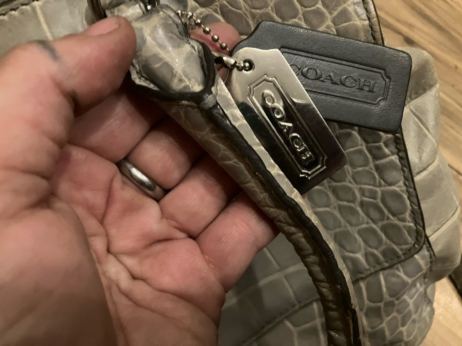 Coach Legacy CrocEmbossed Gray Leather Lrg Harper ShoulderTote & Chckbook Wallet