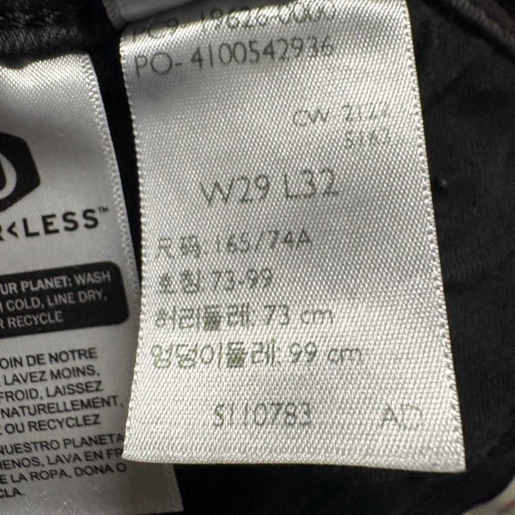 Levi’s 311 Shaping Skinny Jeans Womens Size 29×32 Black Denim Stretch Pants