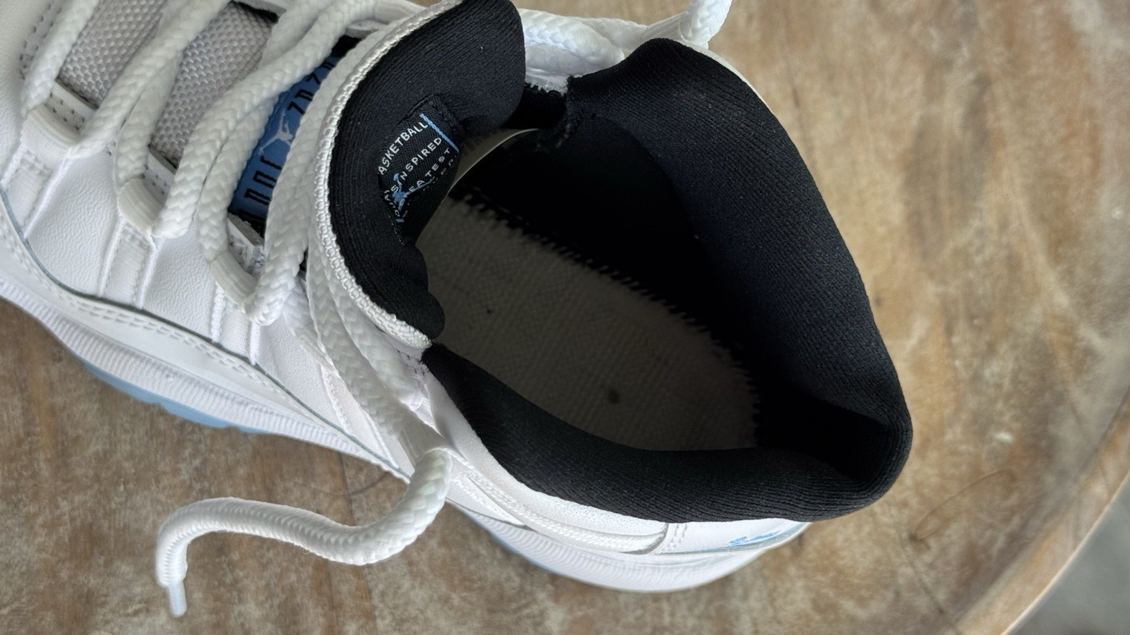 Jordan Air Jordan 11 Retro GS White/Legend Blue/Black 4.5Y 378038-104