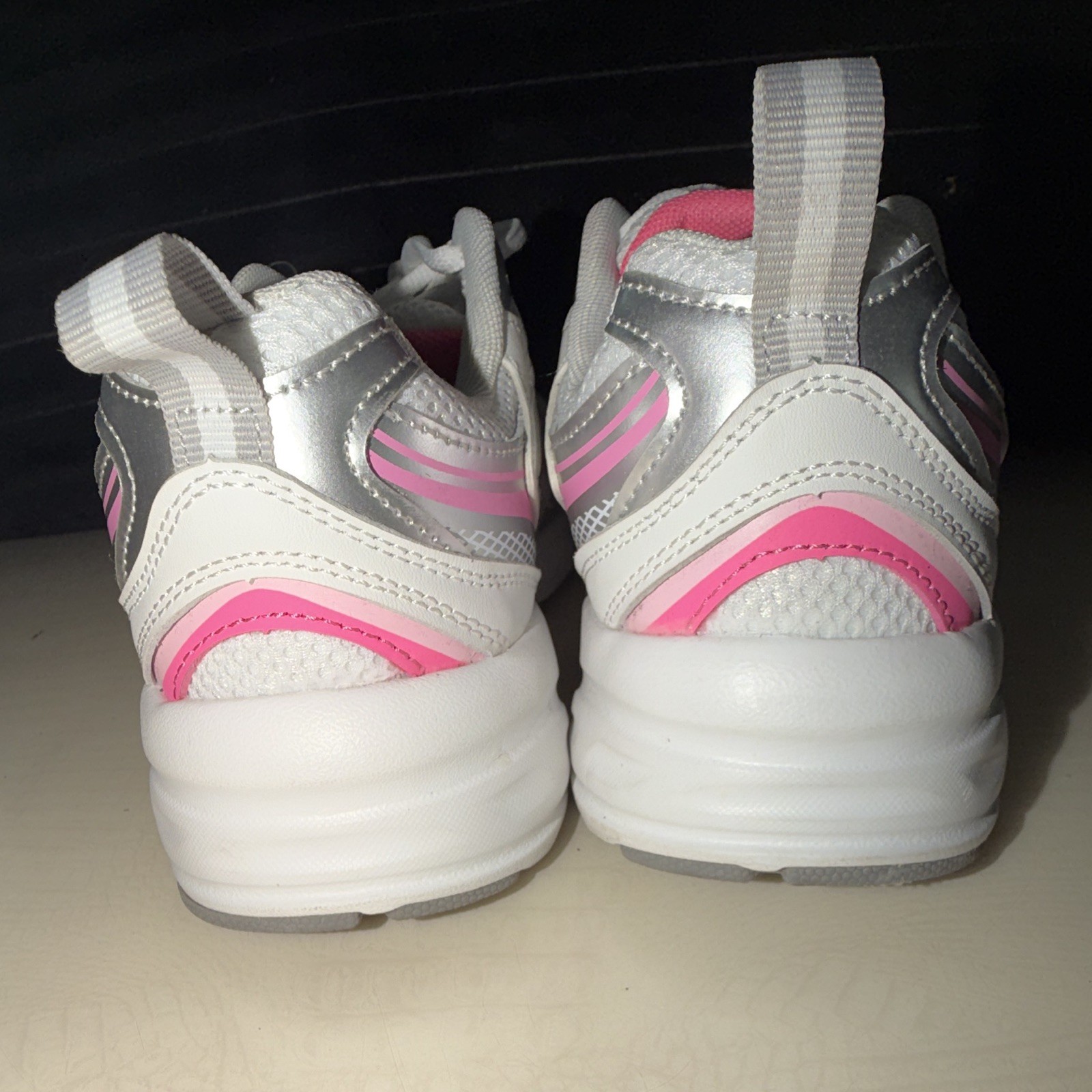 Avia 5000 WMAV43GX002EL White Pink Silver Lace Up Mesh Women’s Sneaker