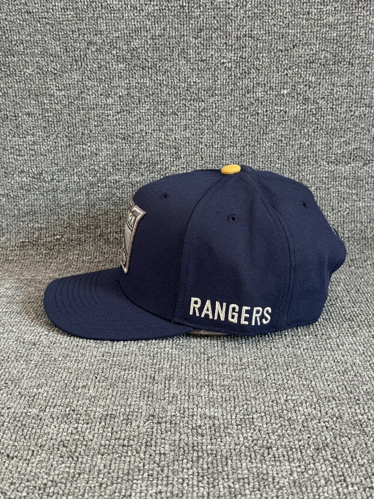 Mitchell & Ness New York Rangers Snapback Flat Brim Navy Hat