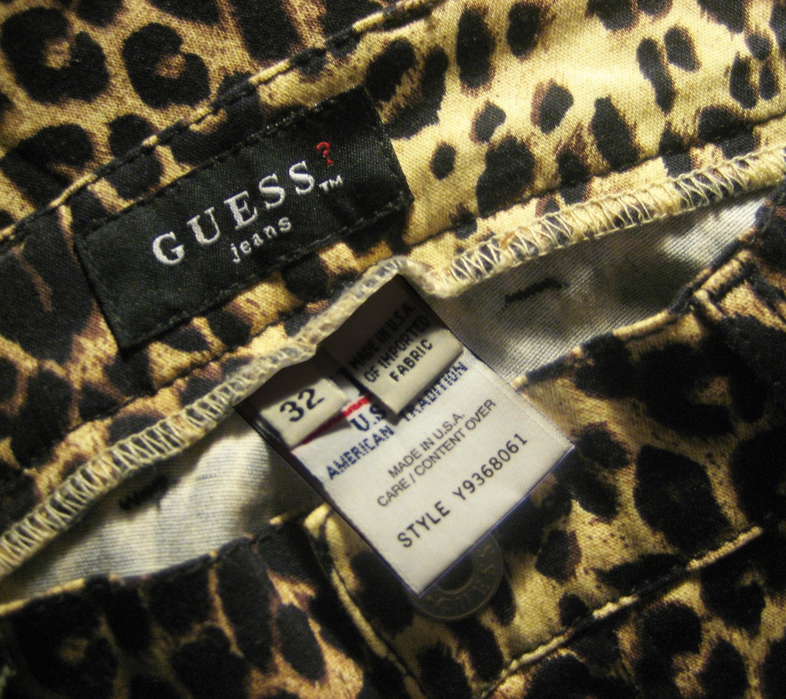VTG GUESS JEANS USA CLASSIC LEOPARD PRINT TROUSER JEANS LT STRETCH SEXY LNC 32