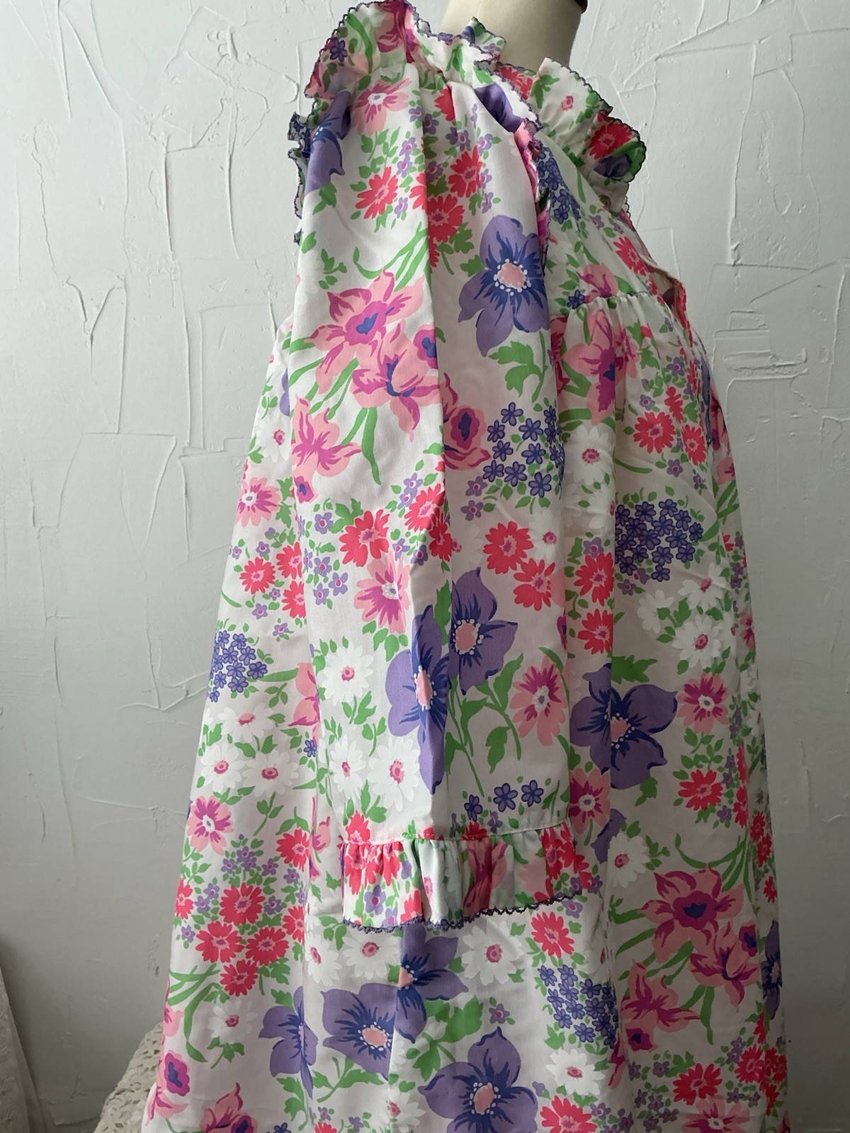 Models Coat VTG Robe Floral Ruffled Snaps Size 14 USA Never Used Authentic NWOT