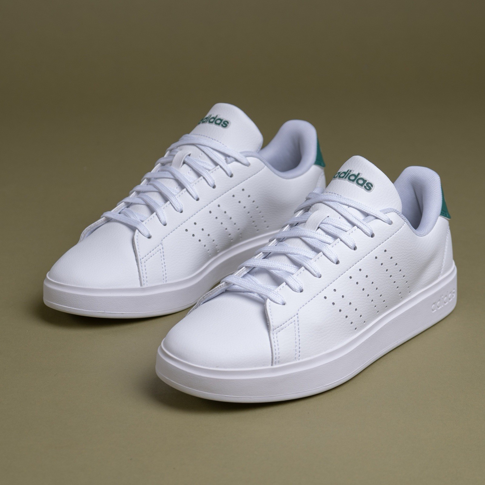 Adidas Busenitz Men’s Sneaker Skateboarding Shoe White Athletic Trainers #030