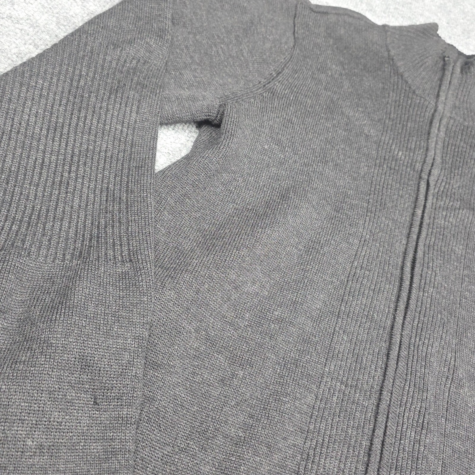 Victorinox Wool Zip Jacket Men’s Large Gray Full Zip Knit Warm