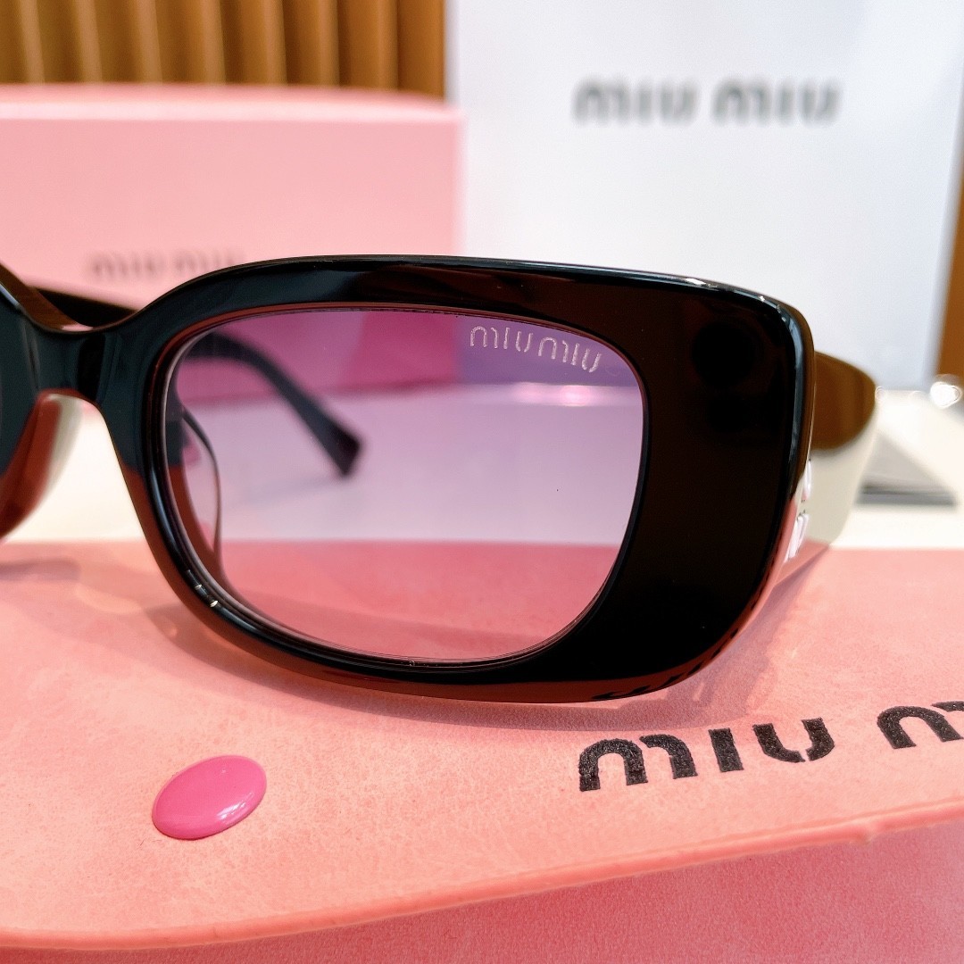 Black Rectangle Sunglasses Acetate Frame Purple Tinted Lens UV400 Eyewear