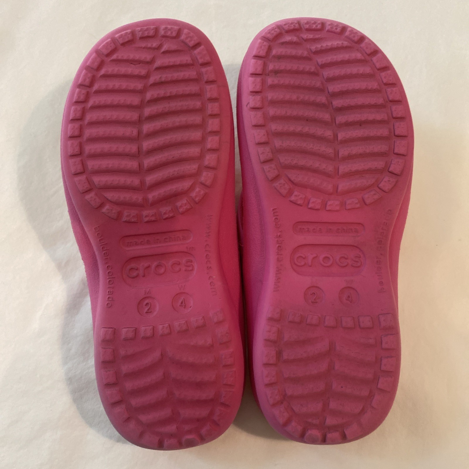 Crocs Athens Flip Flops Orange Pink Color Block Size W 4 M 2