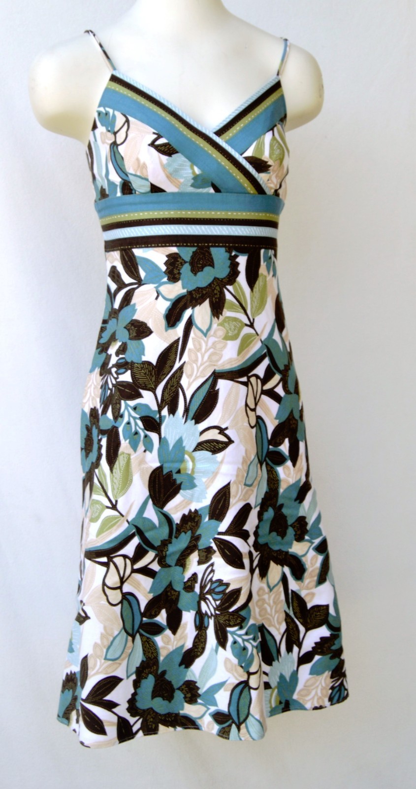 Ann Taylor Crossed cotton Floral print spaghetti staps women’s casual Dress Sz 0