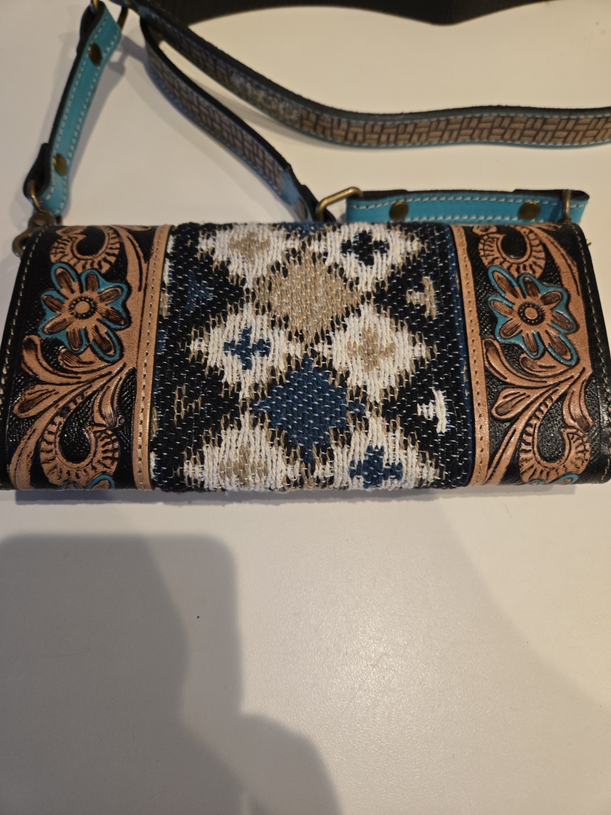 Myra Monolouge Crossbody Wallet