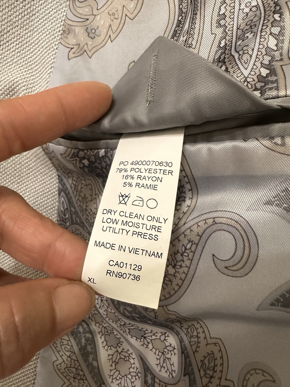 Men’s Tallia Polyester Blend Two Button Light Gray Sport Coat Size XL