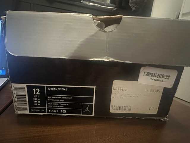 Size 12 – Air Jordan Spizike New York Knicks