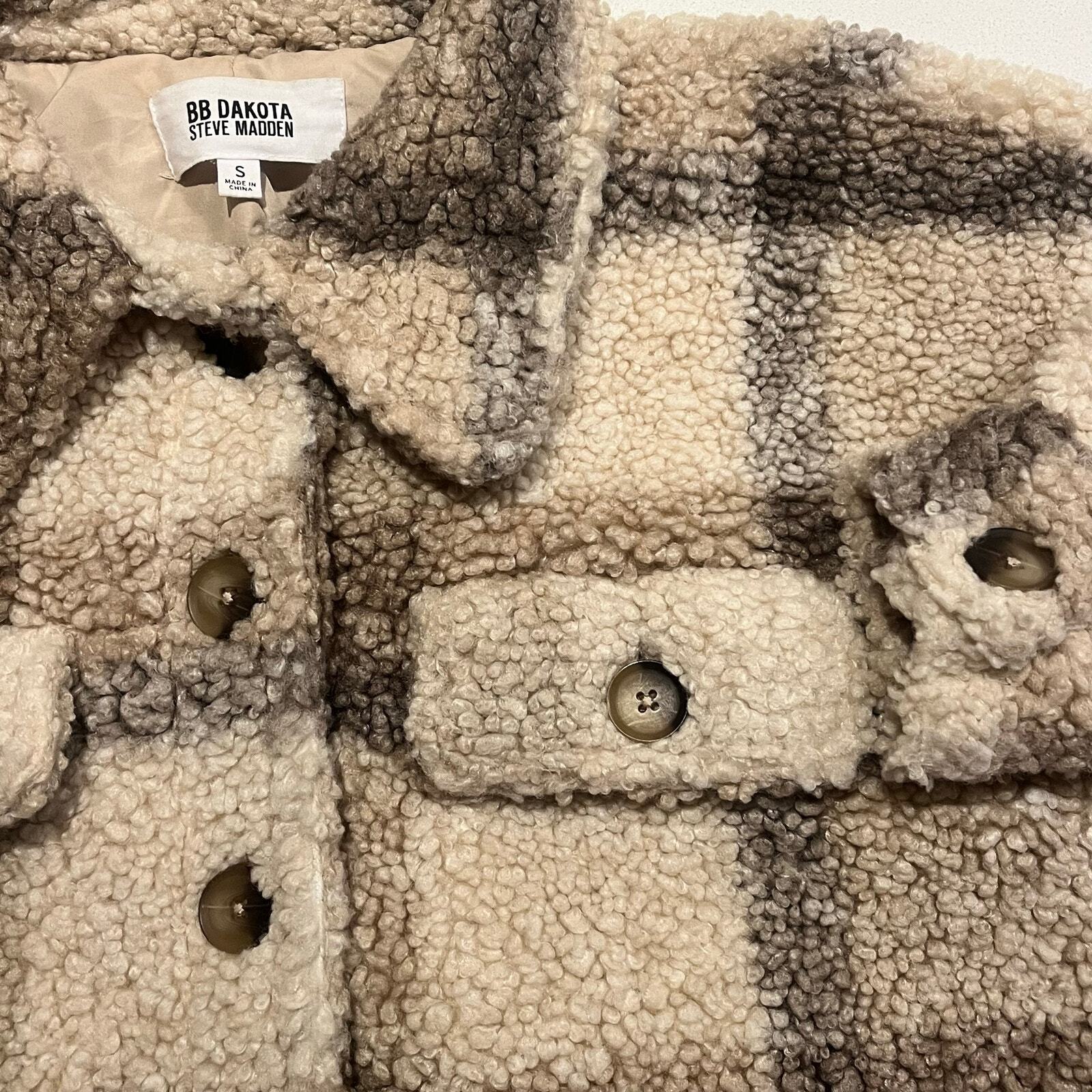 BB Dakota Steve Madden Women Small Plaid To See You Jacket Camel Cropped Sharpa