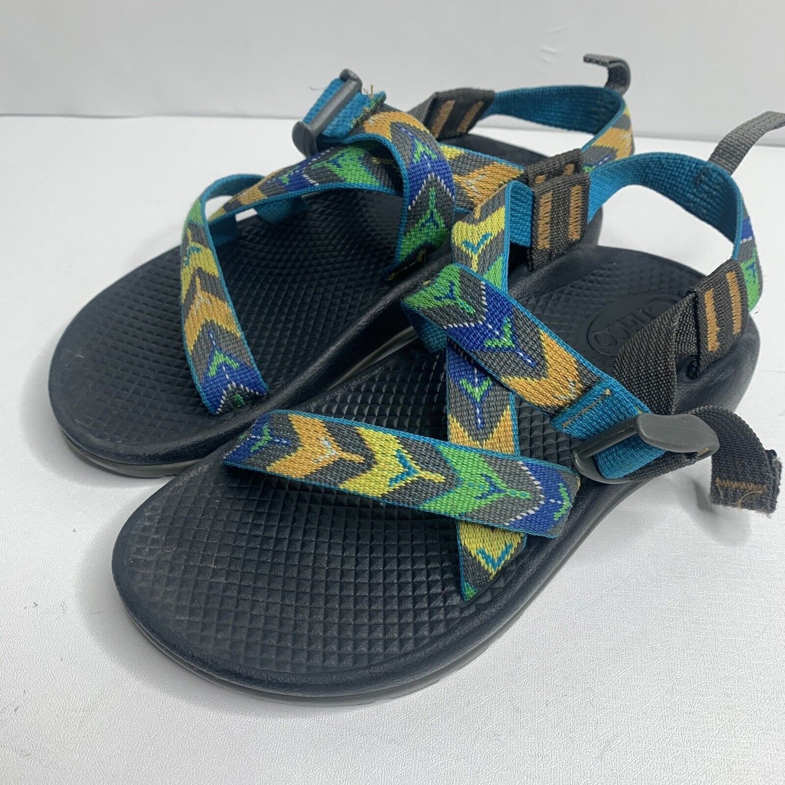 Chaco Z1 Arrowhead Performance Wear Hiking Sandals Boys size 2
