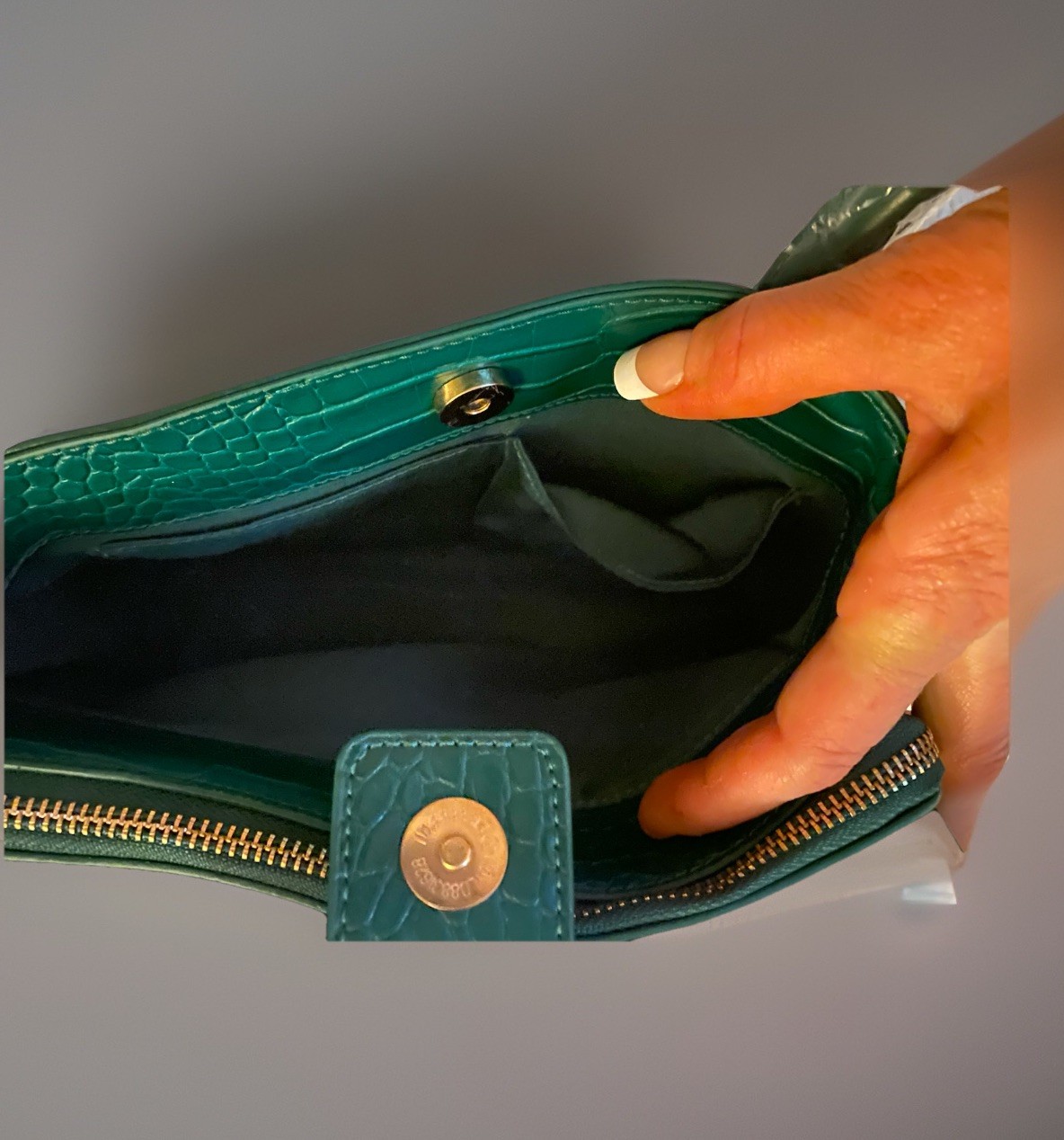 NWT Bebe Green Croco Satchel Top Handle Zip & Magnetic Detachable Strap