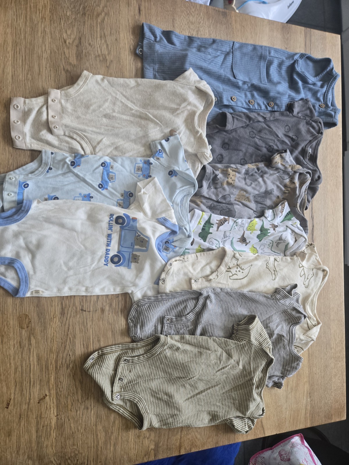 Infant Bodysuits Lot Of 10 Size 3 Months Various Brands NIKE and Carter’s