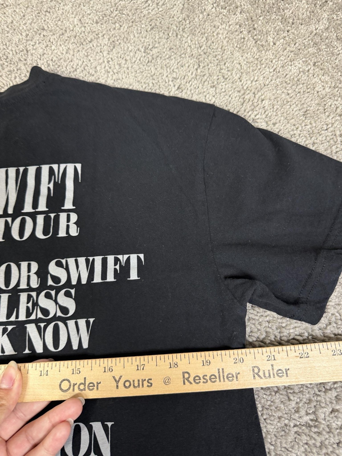 Taylor Swift Shirt Mens M Black The Eras Tour Graphic Crew Neck Tagless Cotton