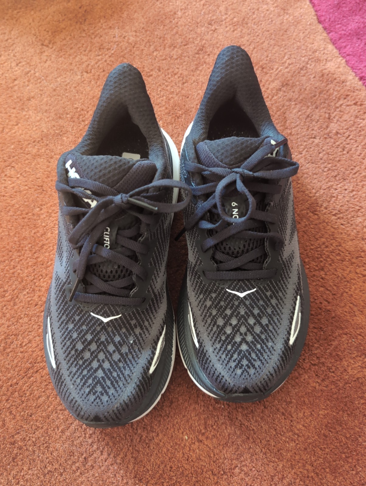 Size 6 – Hoka One One HOKA Clifton 9 Black White