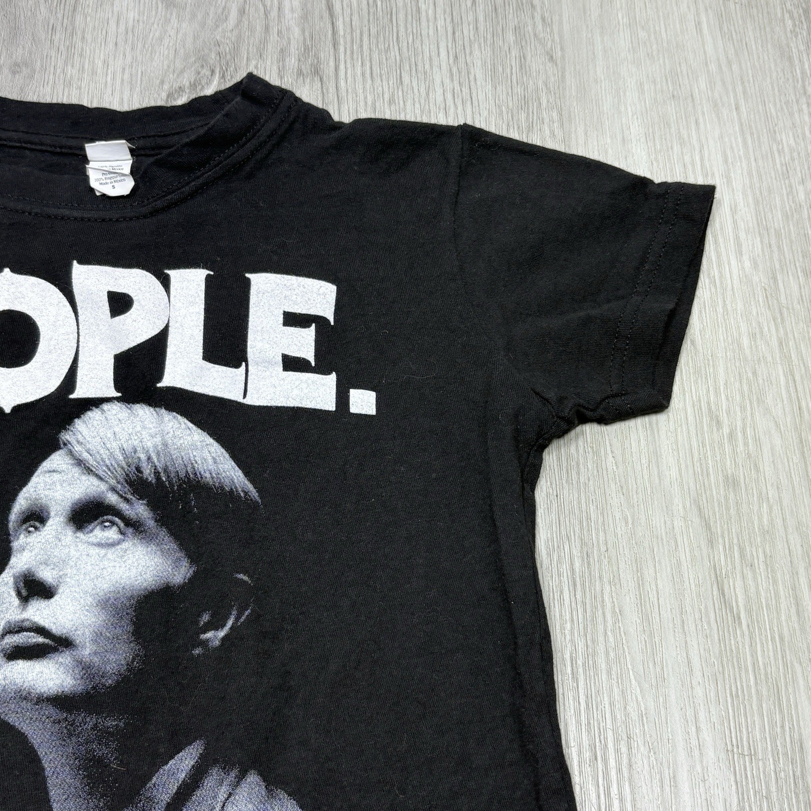 Small Hannibal Lecter Graphic T-Shirt People It’s What’s For Dinner Horror Movie