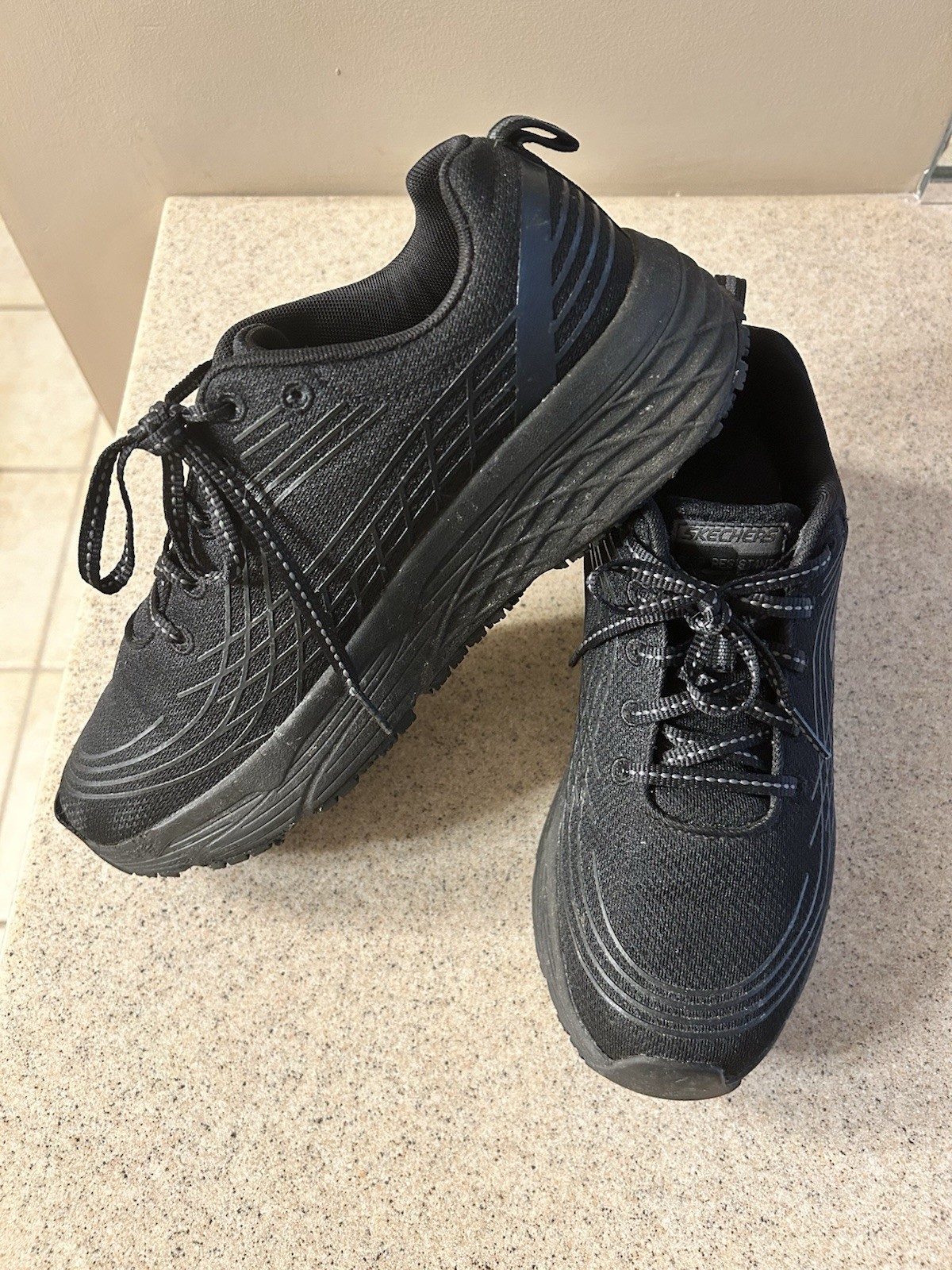 SKECHERS Women’s Max Cushioning Elite SR Relaxed Fit Work Shoes
