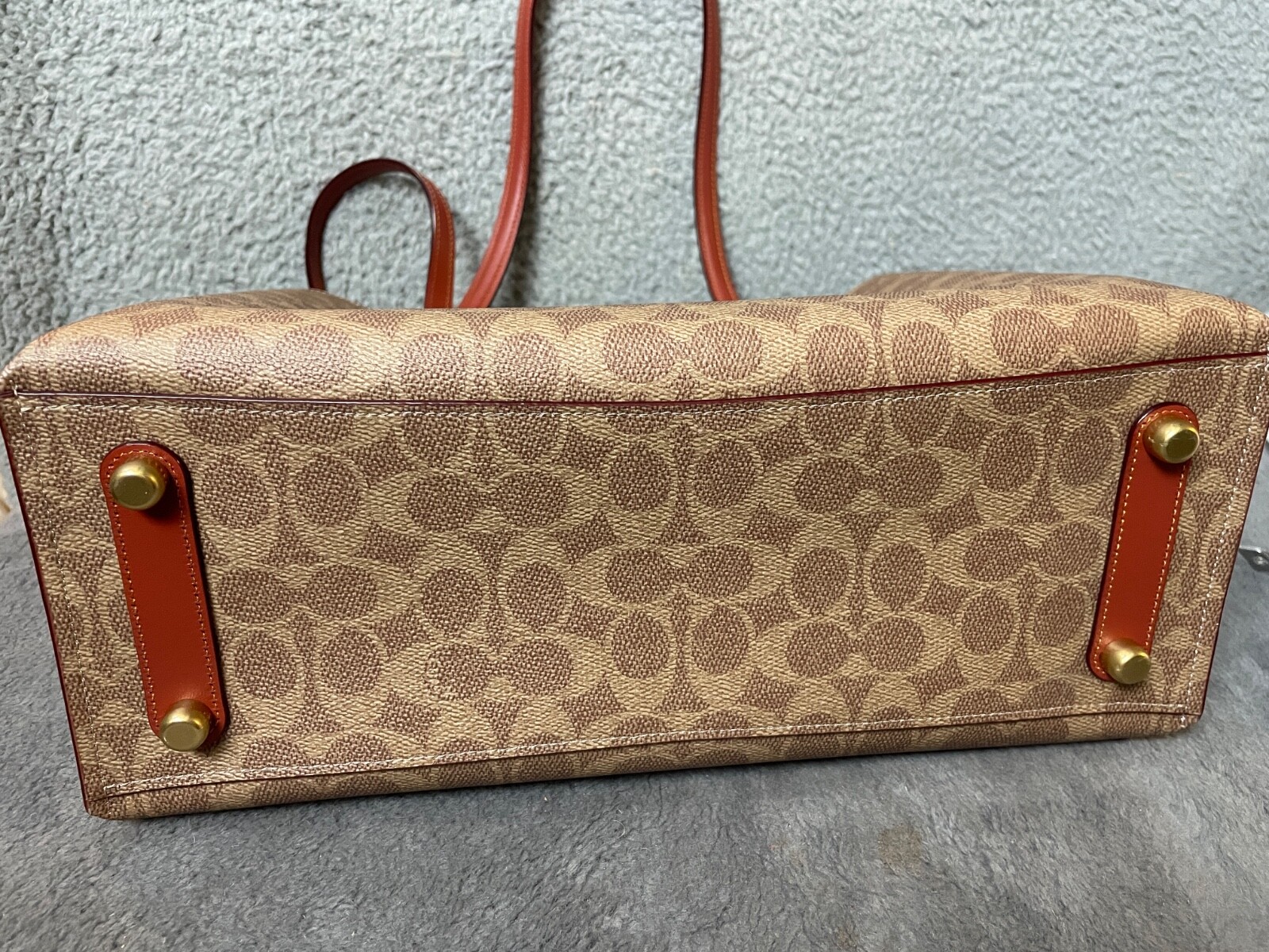 Coach Signature Willow Tote Womens Tan Rust Handbag Logo Roomy Fits Laptop