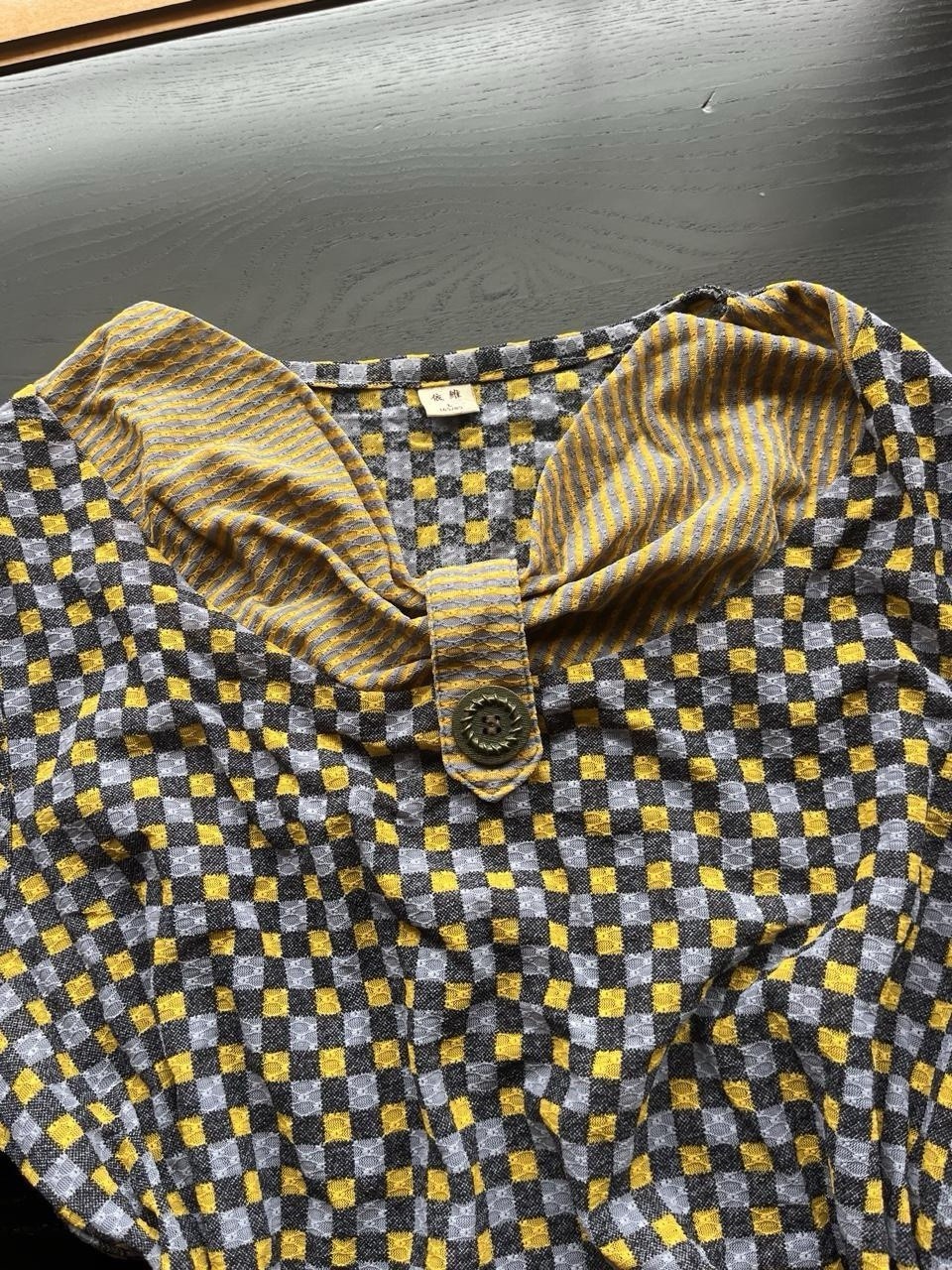 Quirky Vintage Size L Yellow & Black Mixed Pattern Cowl Neck Button Textured Top