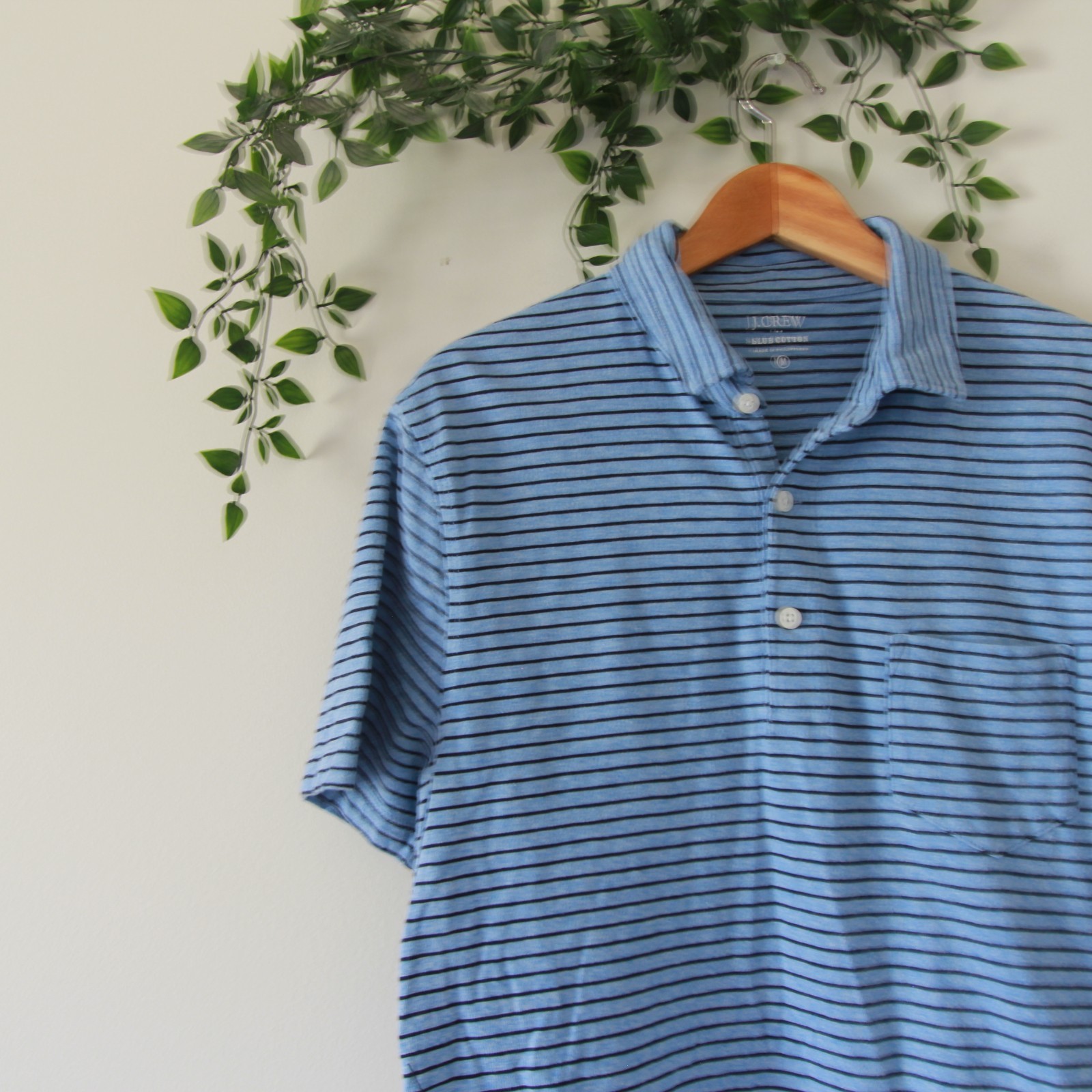 J.Crew Men’s Slub Cotton Blue Striped Cotton Polo Shirt Size Medium