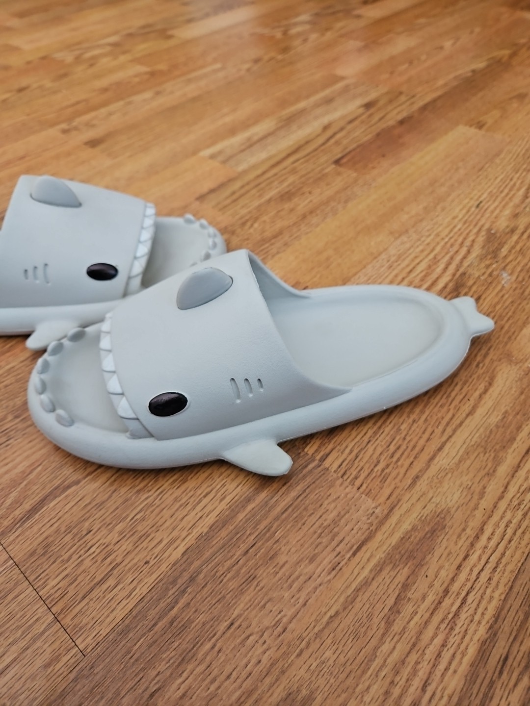 Crayola Shark Slides White Size 40-41
