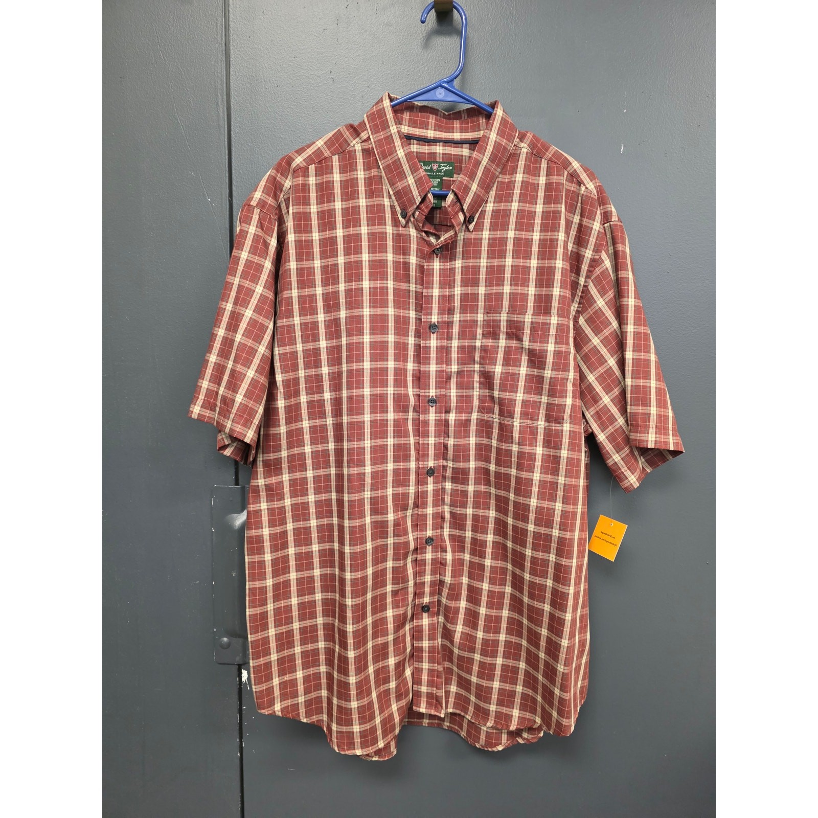 RED PLAID DAVID TAYLOR BUTTON UP XL 1032
