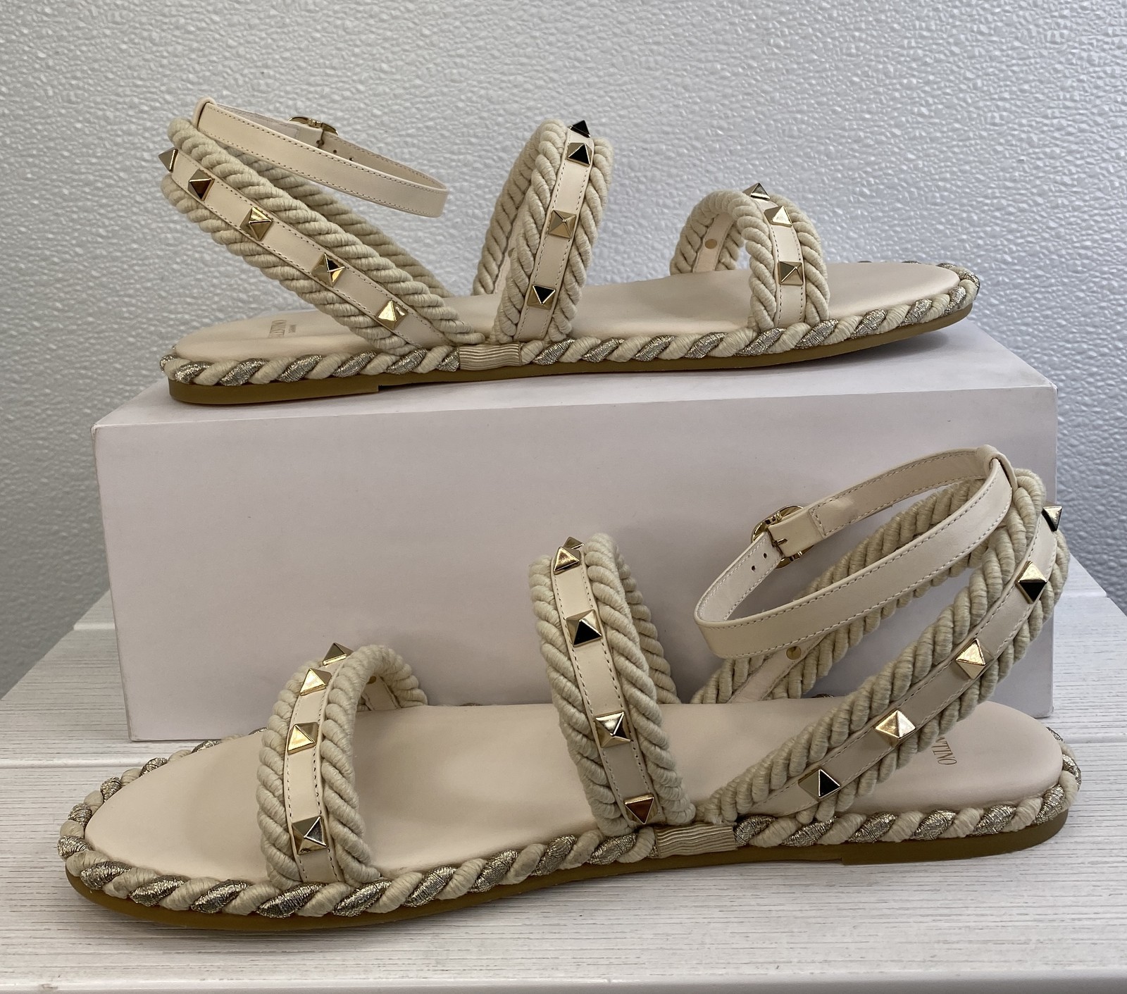 Valentino Garavani Rockstud Espadrille Sandals Womens US10 EU40 Torchon Leather