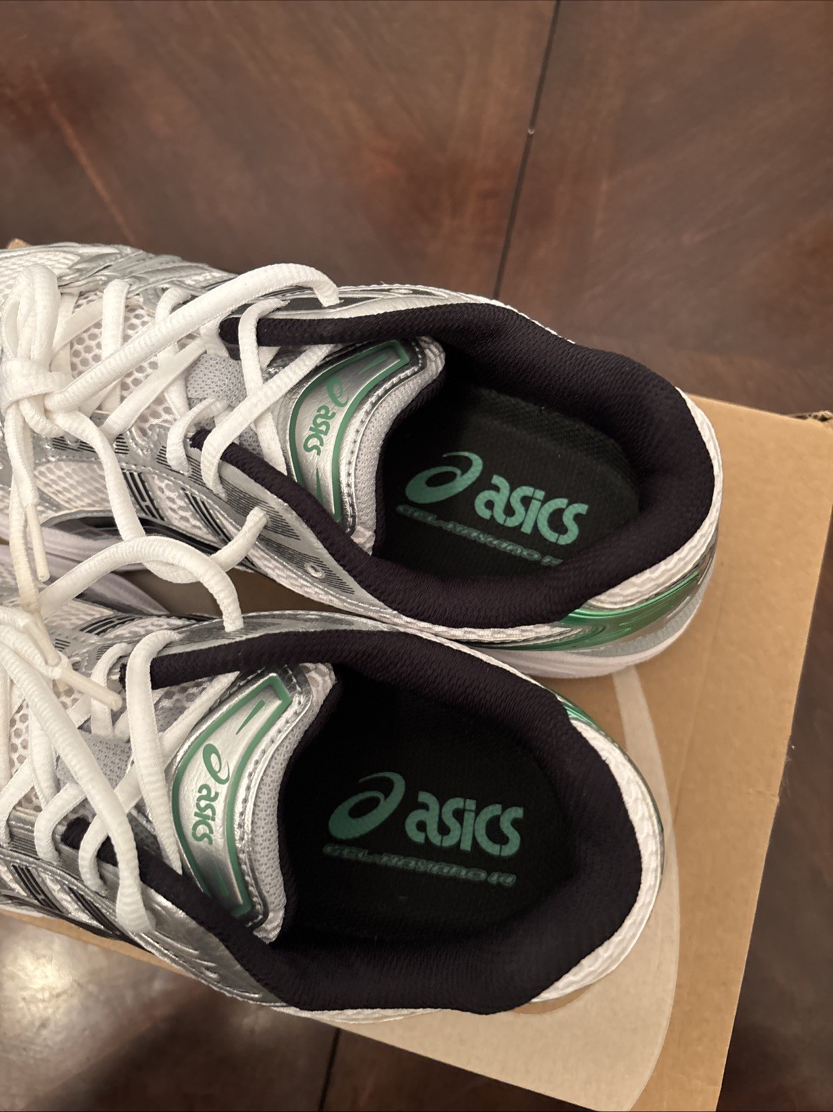 Asics Gel-Kayano 14 “White/Malachite Green” Mens size 7.5/Womens 9.