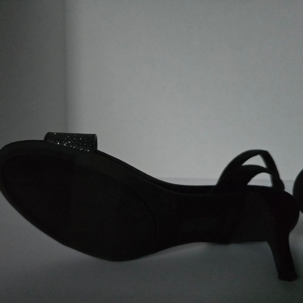 FIONI Silver and Black Heels for Stylish Occasions
