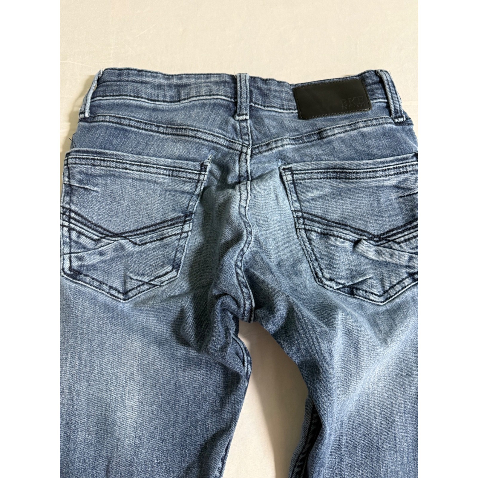 BKE Alec Straight Leg Jeans Womens 28×32 Medium Wash Distressed Contrast Stitch
