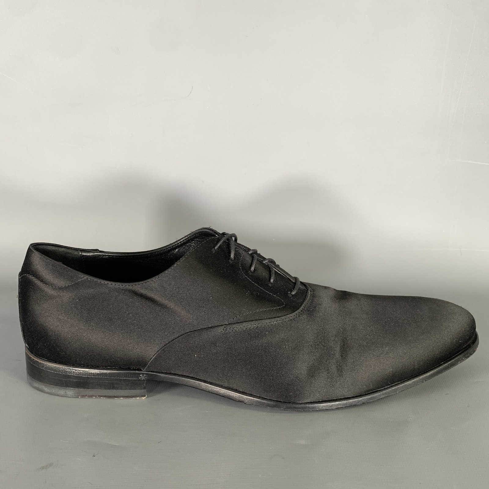 CALVIN KLEIN COLLECTION Size 10 5 Black Satin Lace Lace Up Shoes