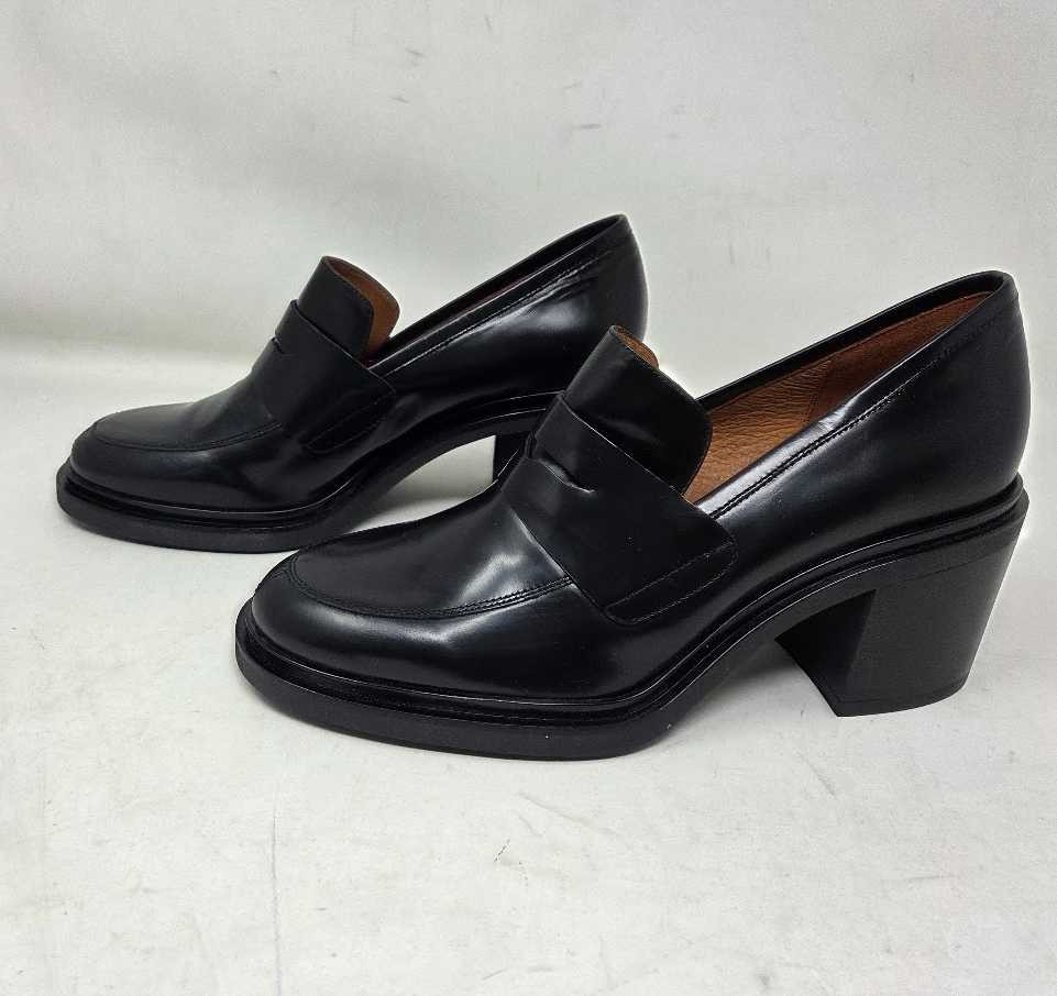 EU 40 (US 9-9.5) Anthropologie x Maeve block heeled loafers in black