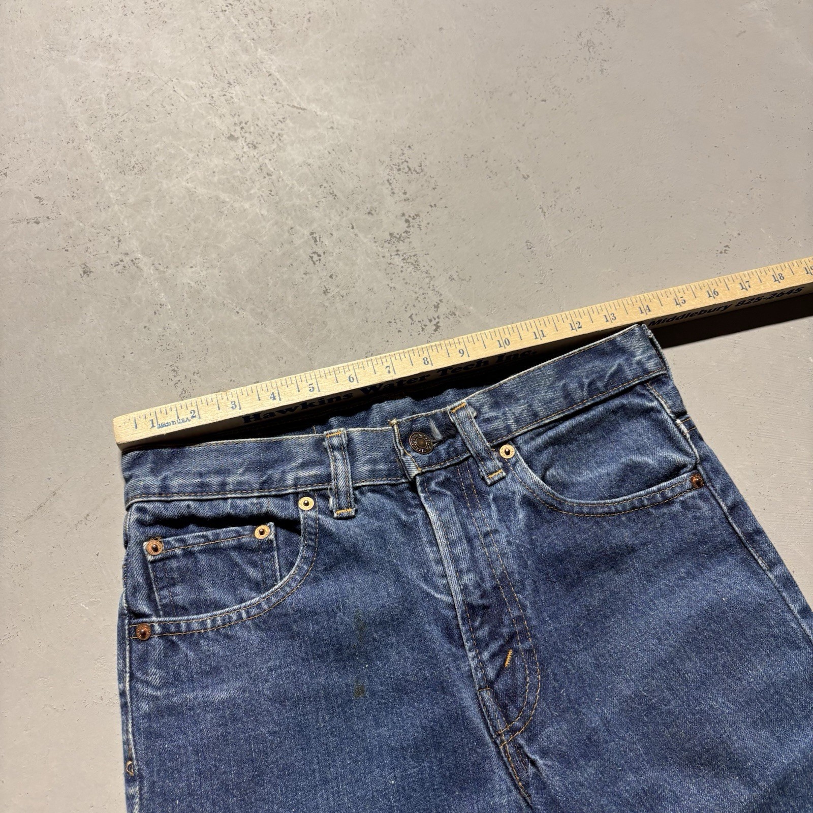 Vintage 70s Red Tab Levis 517 bootcut jeans talon zipper size 28×32