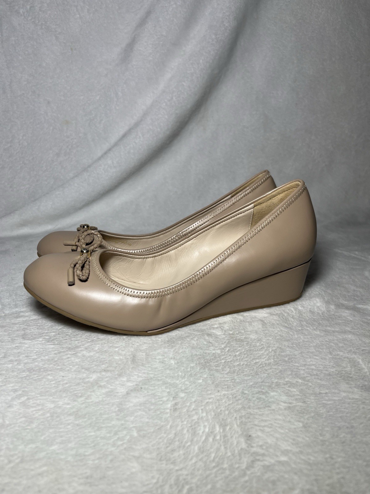 Cole Haan Leather 1 Inch Ballet-Inspired Wedge Pumps Size 8