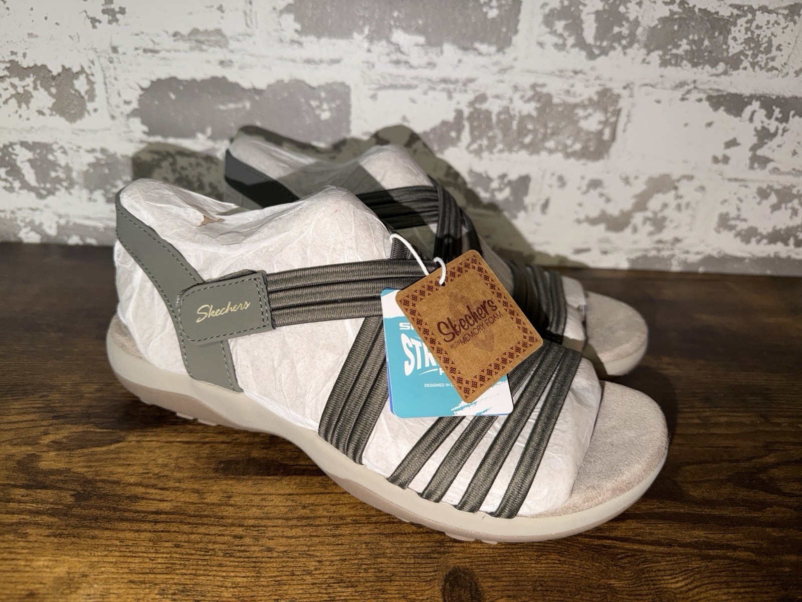 NWT! Skechers Reggae Slim Sunnyside 2.0 Sandals Shoes – Olive Green Size 9