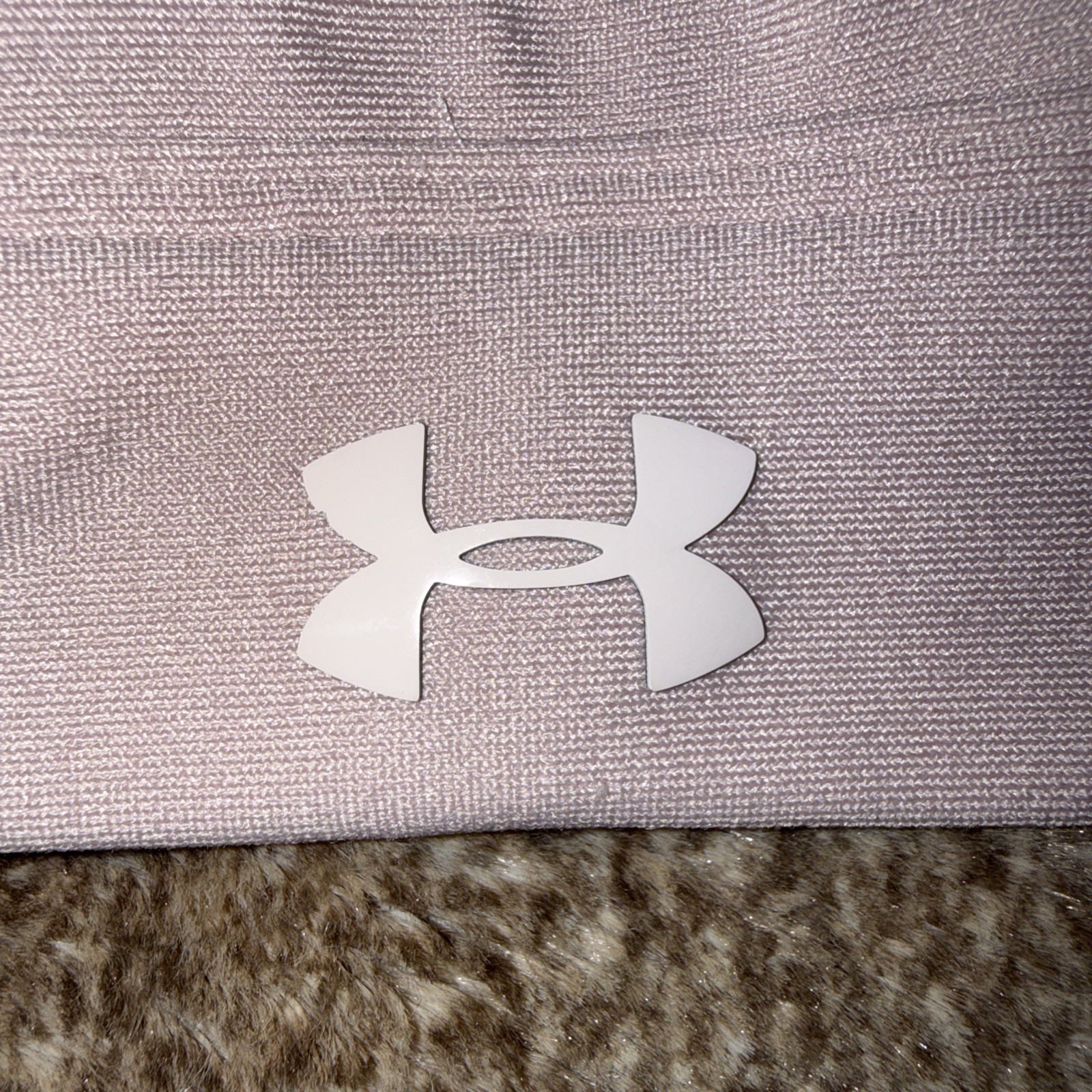 Pre Owned Under Armour Nude Beige Crossback Fitted Sports Bra Logo Large L