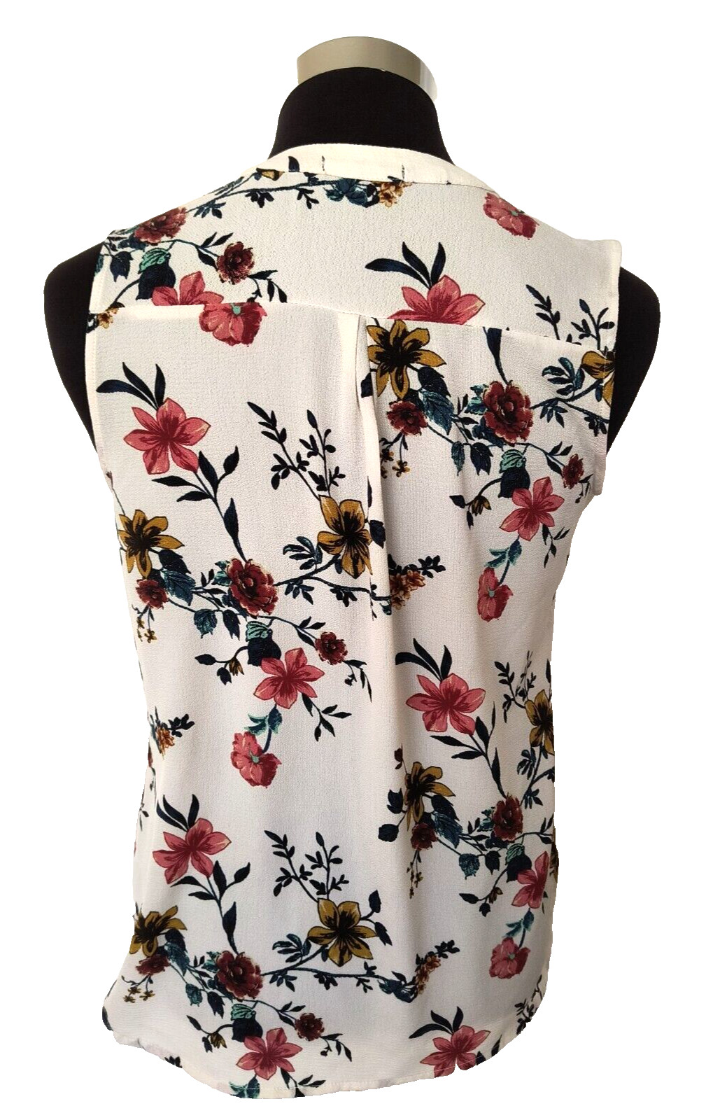 Cure Sleeveless Blouse Women’s Size Medium Pullover Multicolor Floral on Ivory