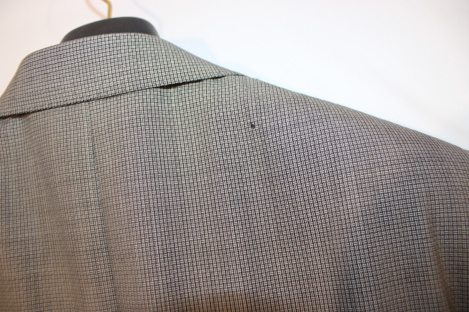 Canali Men’s Made in Italy Tweet Grey Wool Suit Size 38L/30W