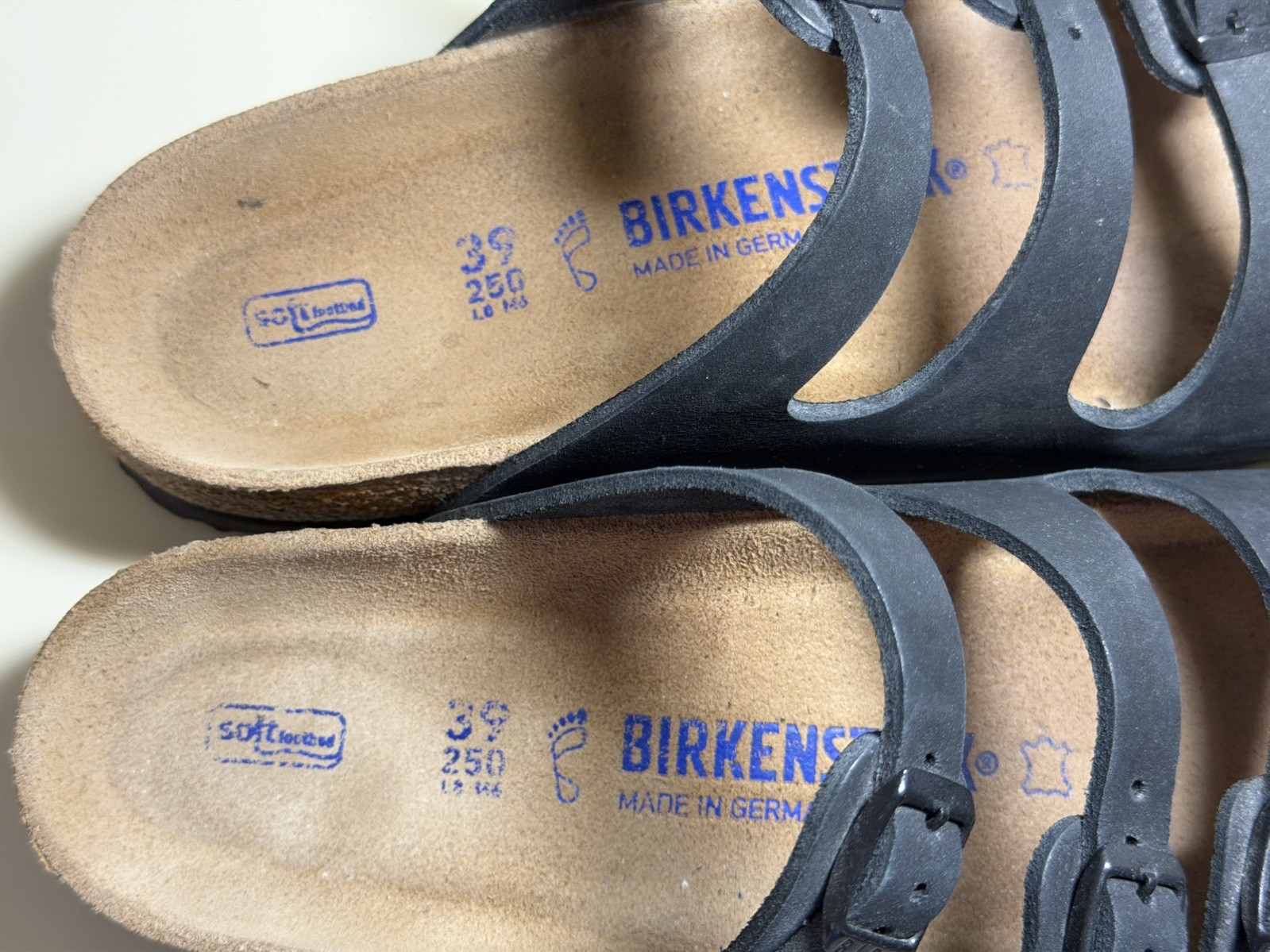 Birkenstock Florida Black Leather Sandals EU 39 Soft Regular Fit READ EXCELLENT