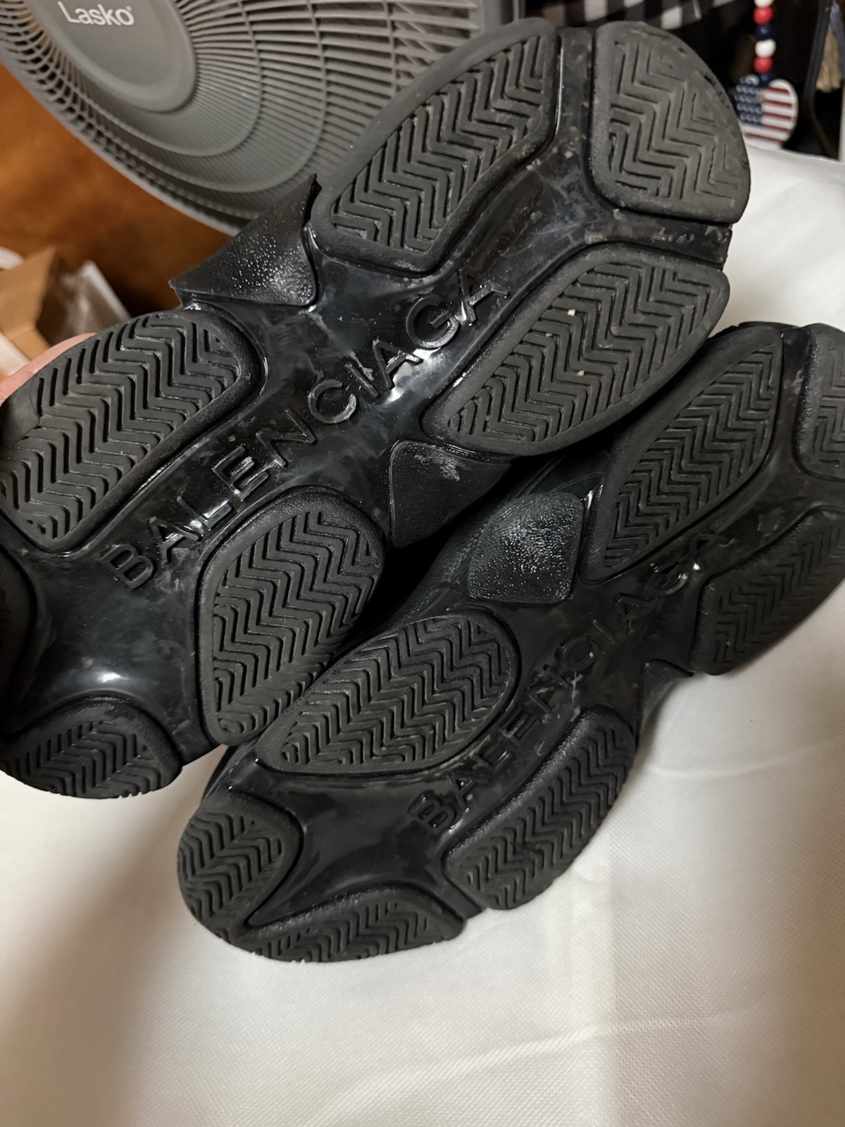 Balenciaga Triple S Black/White Logo Low Top Lace-Up Sneakers