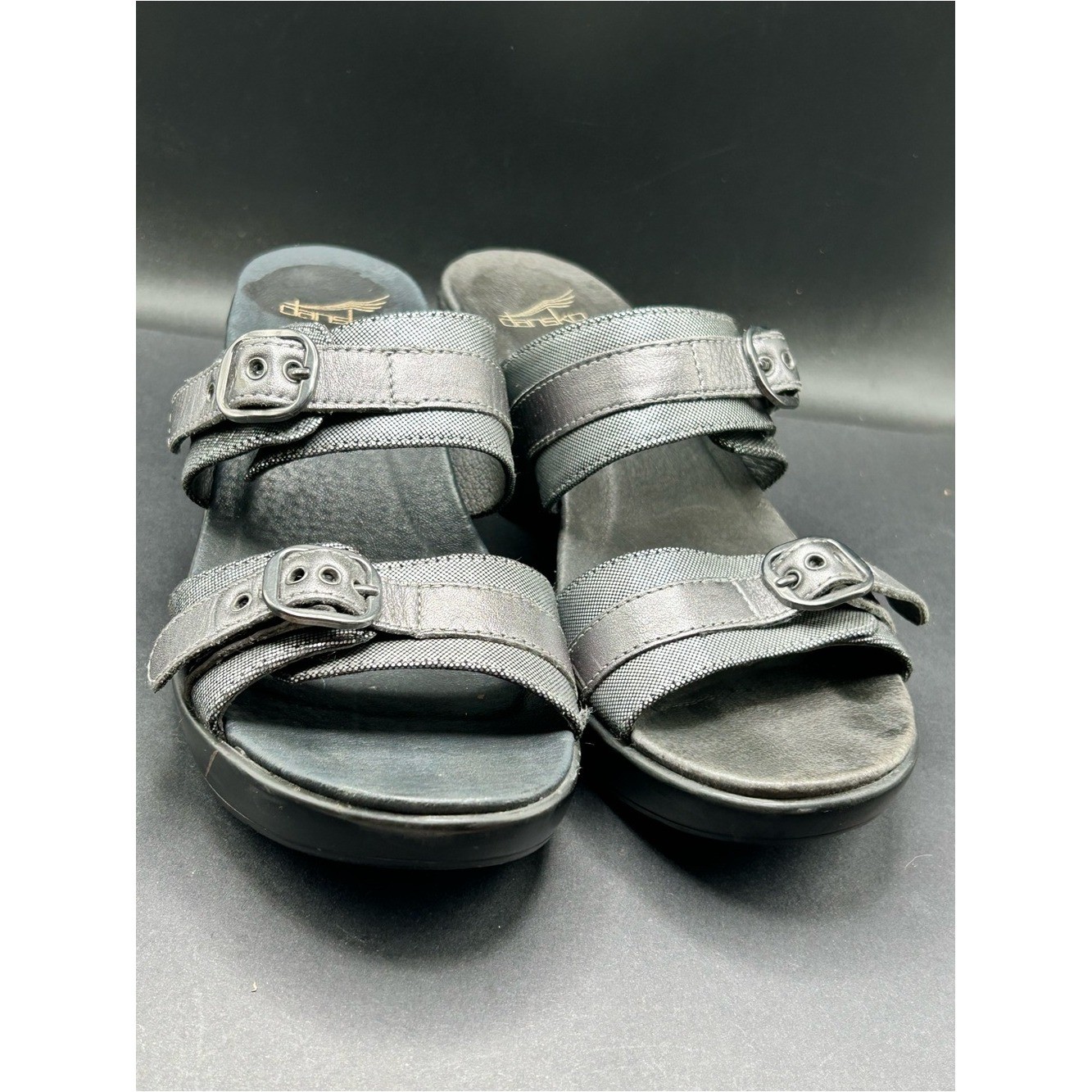 Dansko Jessie wedge sandals in a metallic pewter size 38