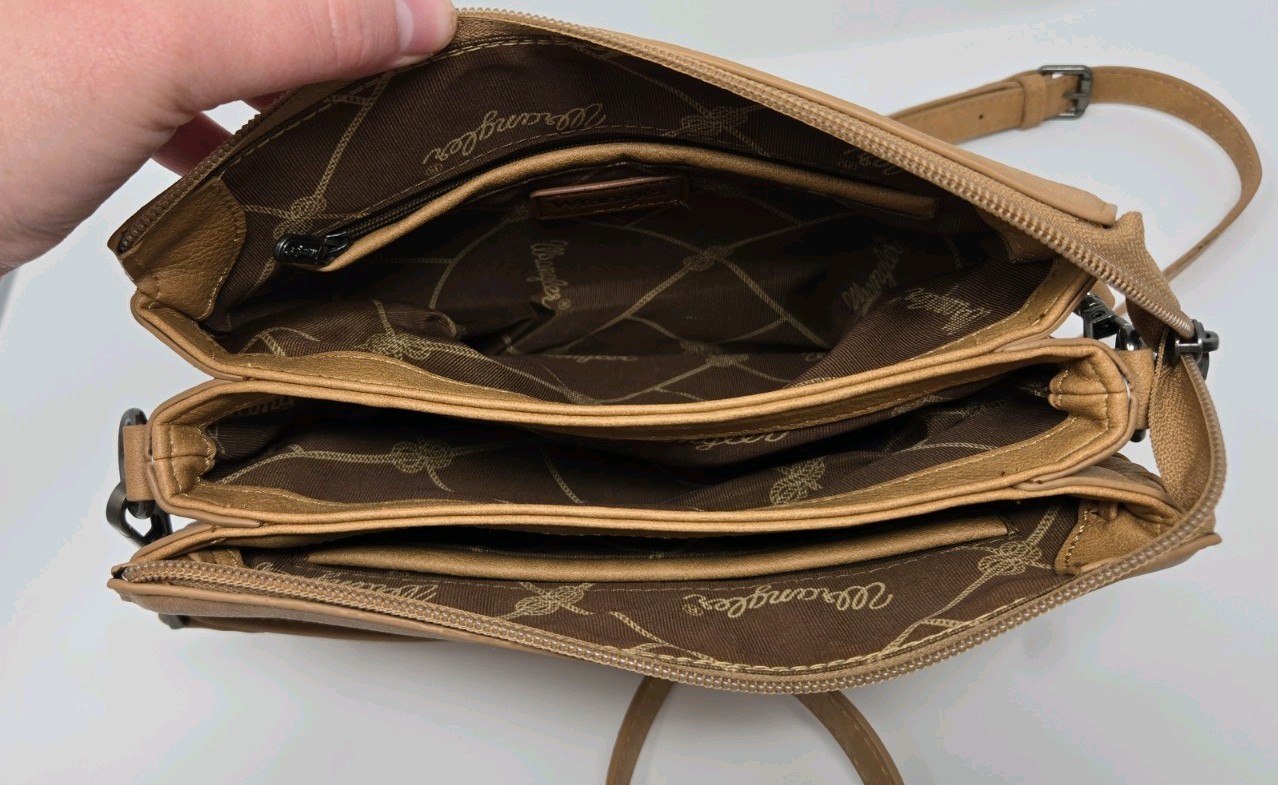 Wrangler Whipstitch Adjustable Crossbody Light Brown Leather Western purse bag