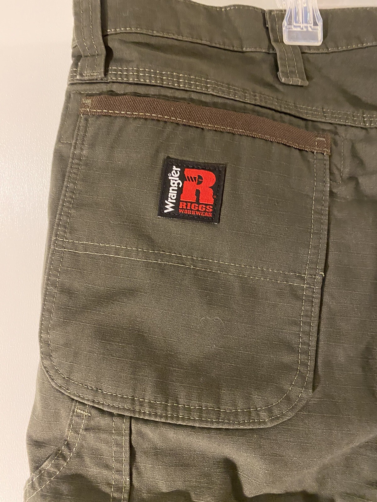 Wrangler Pants Riggs Workwear Men’s 46 x 30 Carpenter Relaxed Fit NWT