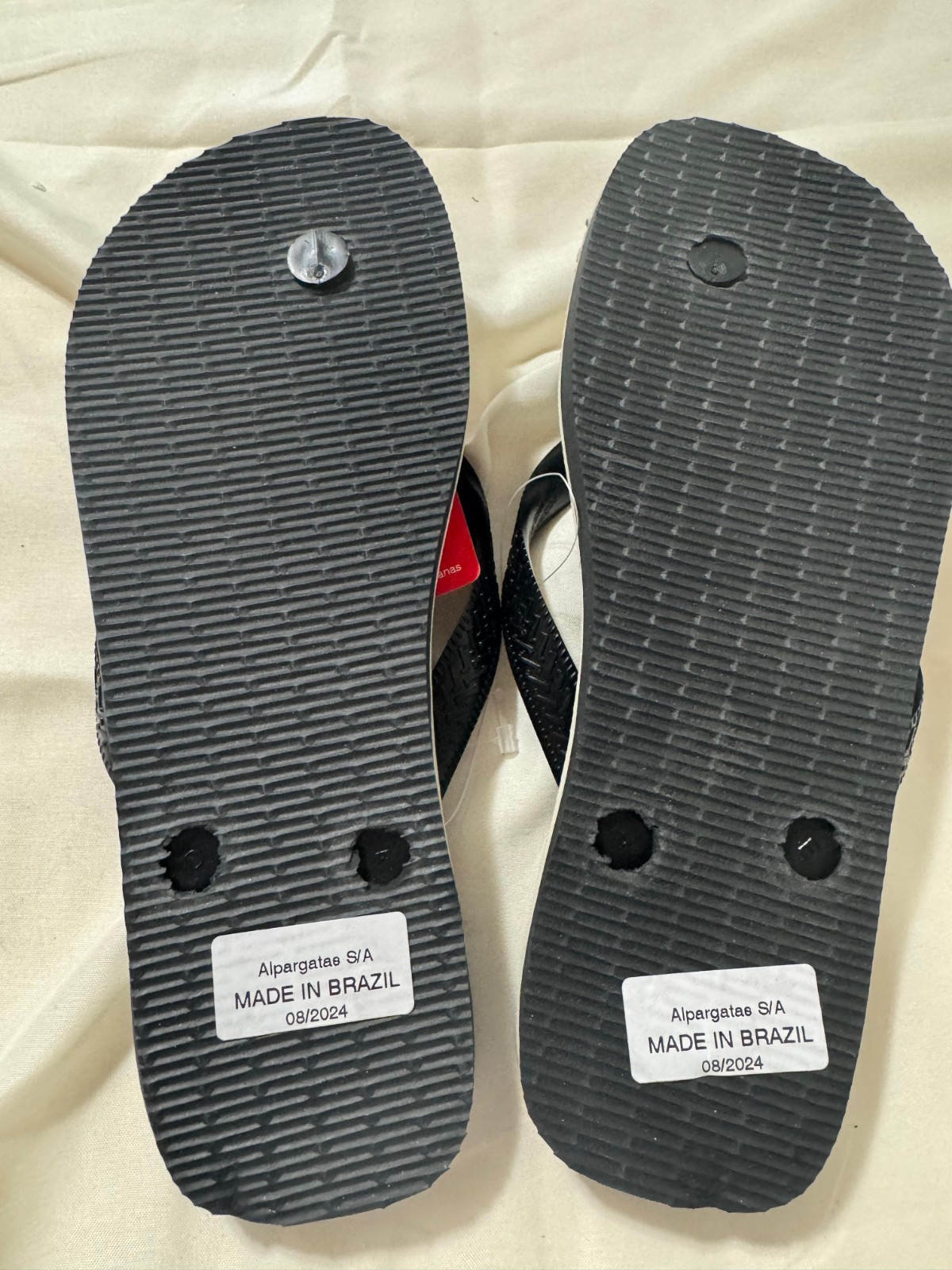 Havaianas x FARM Rio Flip-Flops – Black Floral – Women’s 7/8W 6/7M – New w/ Tags