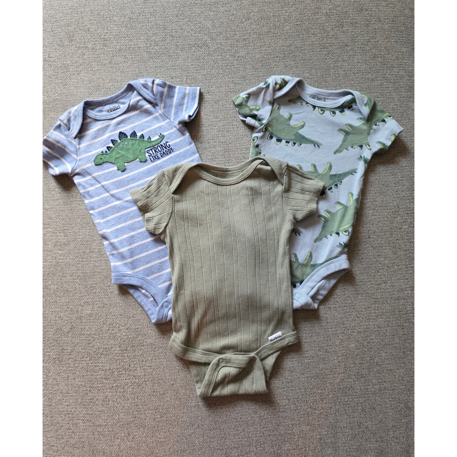 Carter’s Gerber Baby Boy 0-3M Dinosaur Bodysuit Bundle Set of 3 Onsies